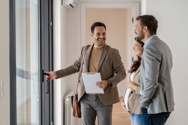 Avant de négocier, il faut comprendre les taux de crédit immobilier. En effet, ce taux détermine le coût total de votre prêt.