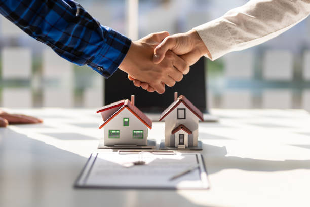 Le délai de rétractation immobilier concerne l’acheteur d’un bien. Il offre un droit de revenir sur sa décision. Ce droit